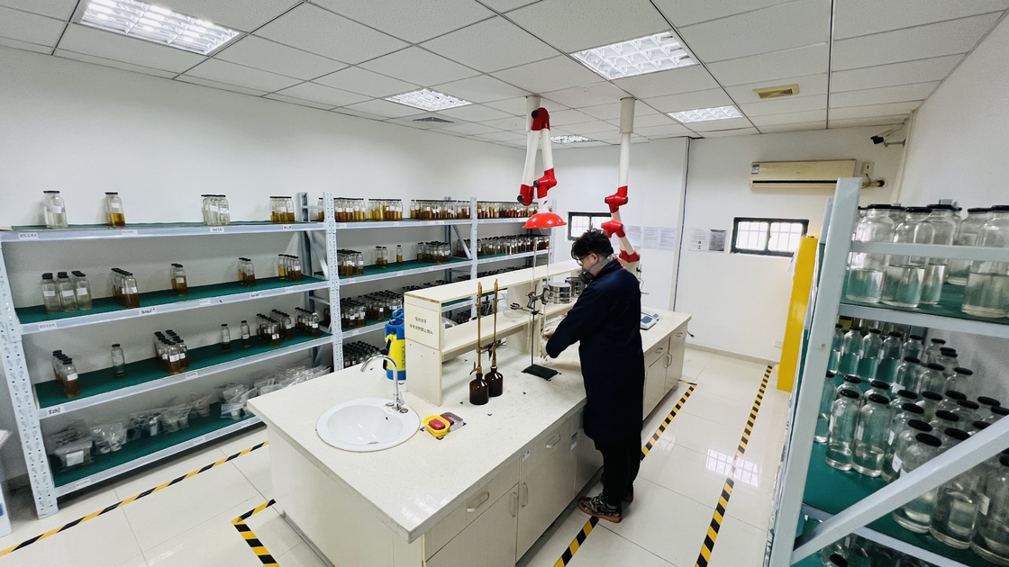 Nhựa epoxy cho bộ biến áp cách nhiệt điện áp suất trung bình và cao
