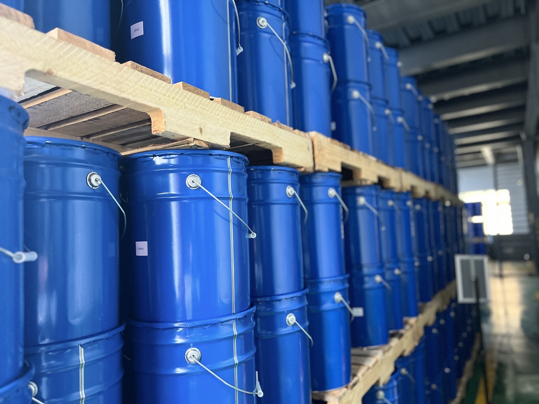 12 tháng Thời gian sử dụng Ứng biến nhựa epoxy với 8-16kJ / M2 sức mạnh tác động