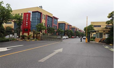 Phản kháng phân tách nhựa epoxy chất cứng lỏng rõ ràng cho biến áp loại khô 4